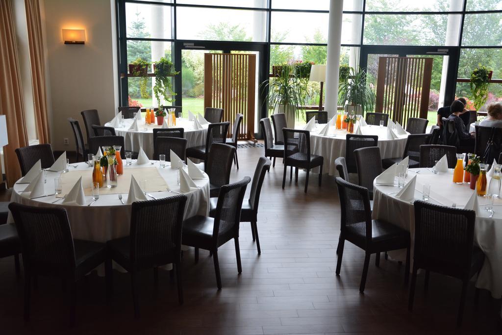 קושצ'יז'נה Bazuny Hotel&Spa מראה חיצוני תמונה