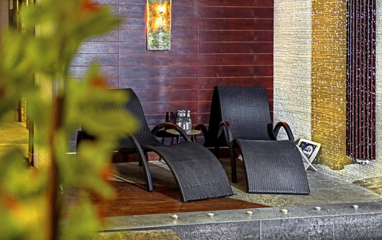 קושצ'יז'נה Bazuny Hotel&Spa מראה חיצוני תמונה