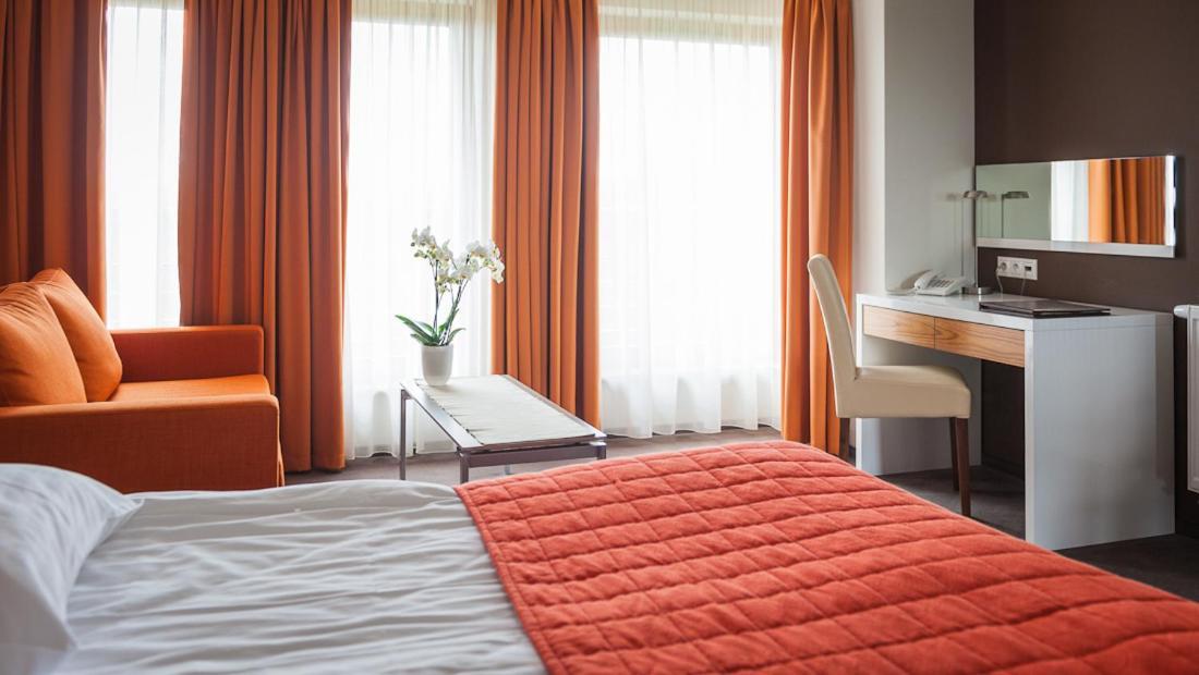 קושצ'יז'נה Bazuny Hotel&Spa מראה חיצוני תמונה