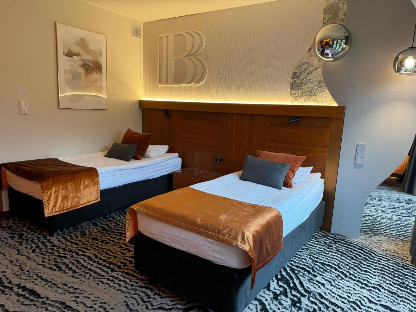 קושצ'יז'נה Bazuny Hotel&Spa מראה חיצוני תמונה